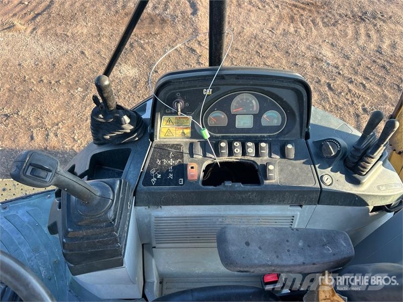 CAT 420F IT 4x4 Backhoe Loader Kotrórakodók