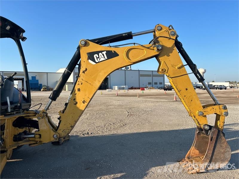 CAT 420F IT 4x4 Backhoe Loader Kotrórakodók