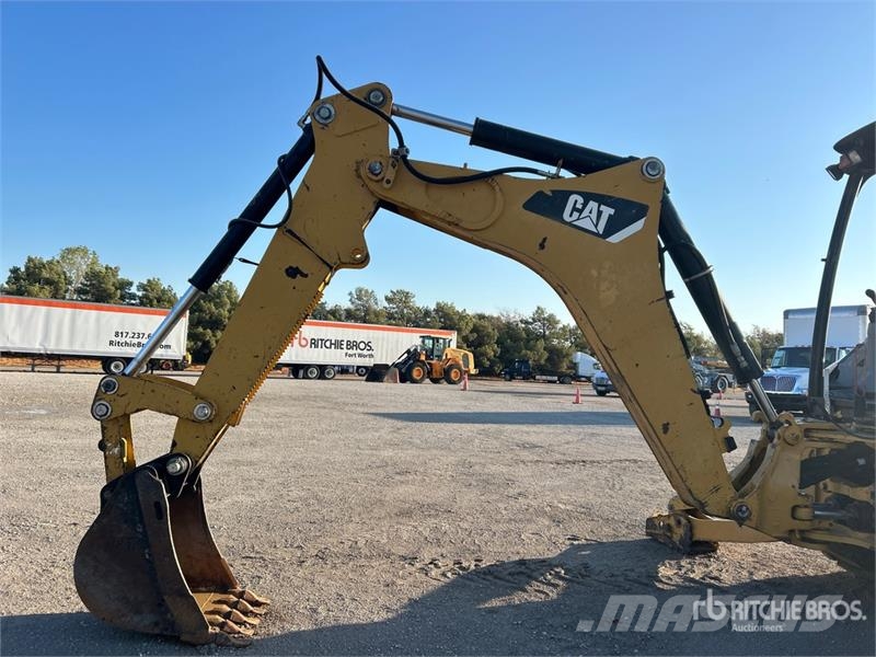 CAT 420F IT 4x4 Backhoe Loader Kotrórakodók