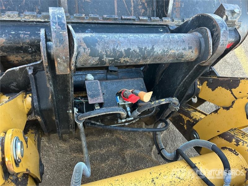 CAT 420F IT 4x4 Backhoe Loader Kotrórakodók