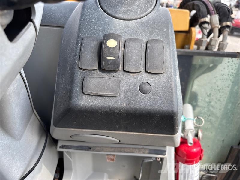CAT 420F IT 4x4 Backhoe Loader Backhoe