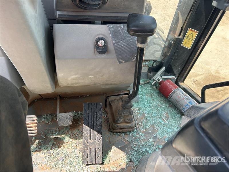 CAT 420FIT 4x4 Backhoe Loader Rendegravere