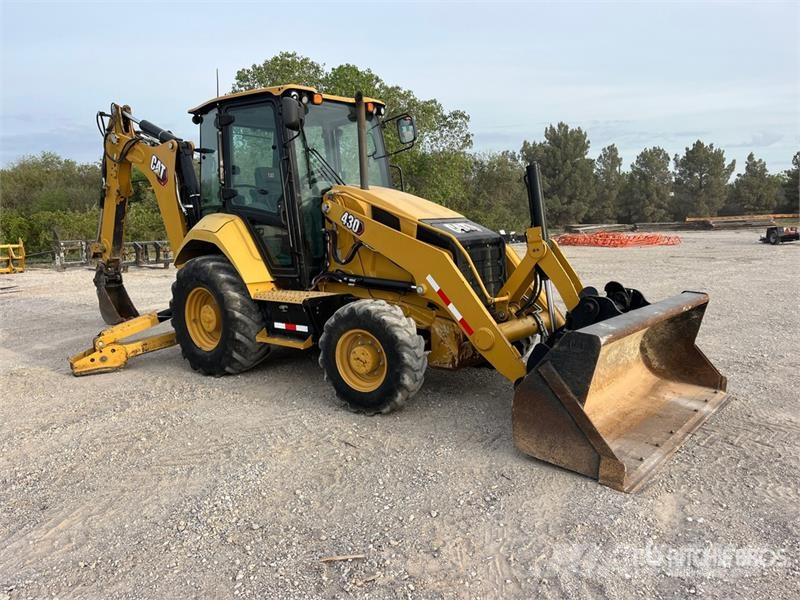 CAT 430 Retroescavadeiras