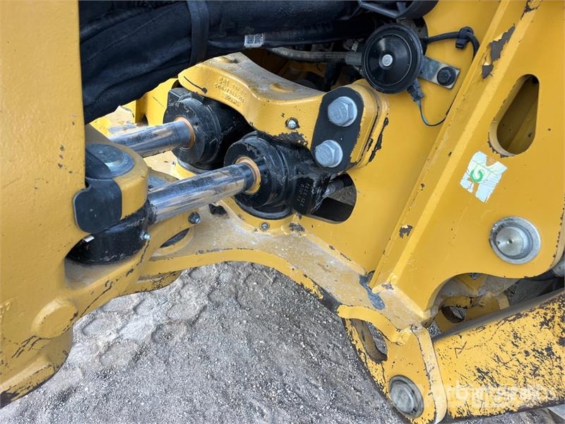 CAT 430 Retroescavadeiras