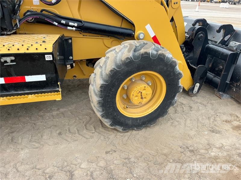 CAT 430 Retroescavadeiras