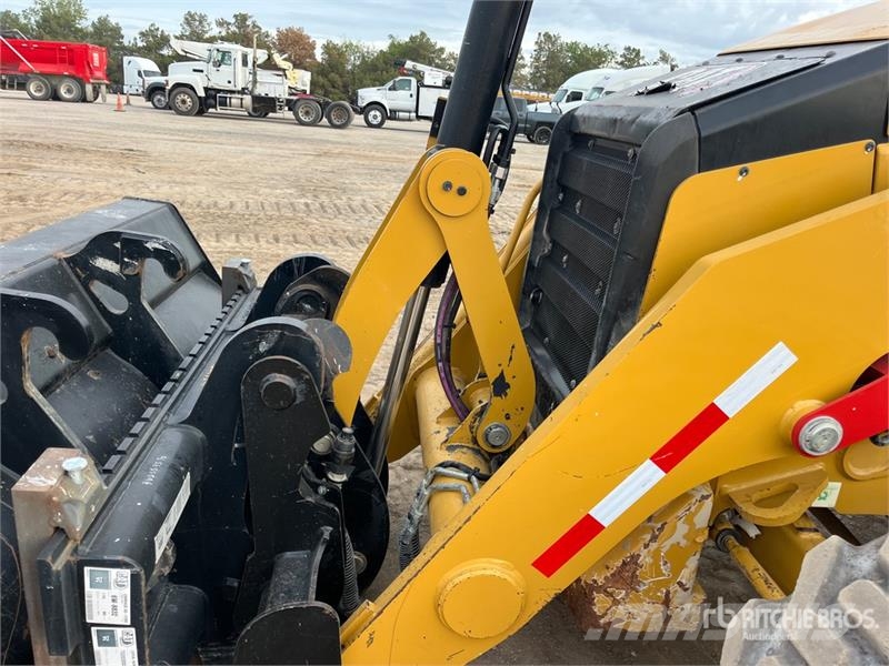CAT 430 Retroescavadeiras