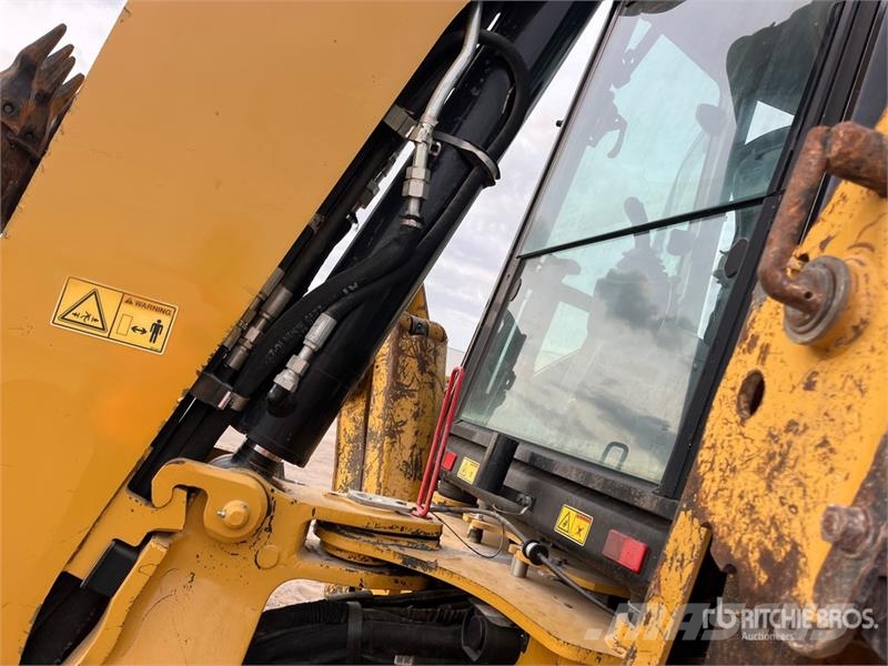CAT 430 Retroescavadeiras