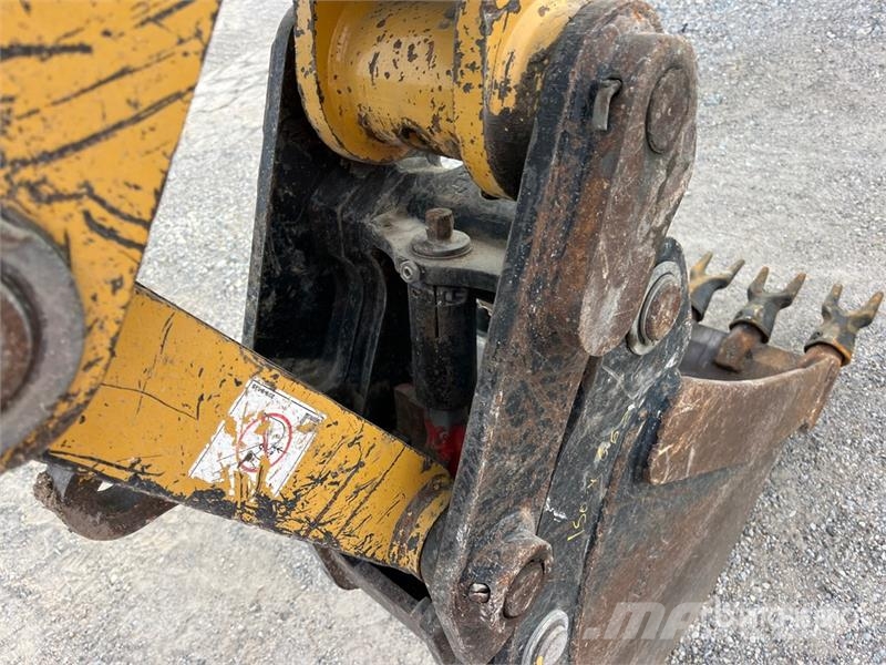 CAT 430 Retroescavadeiras