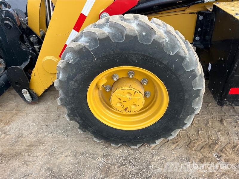 CAT 430 Retroescavadeiras