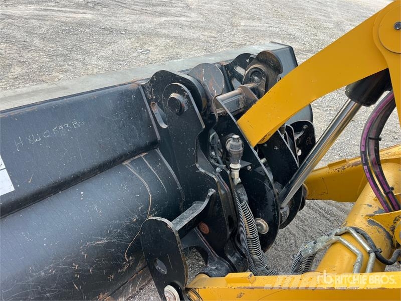 CAT 430 Retroescavadeiras