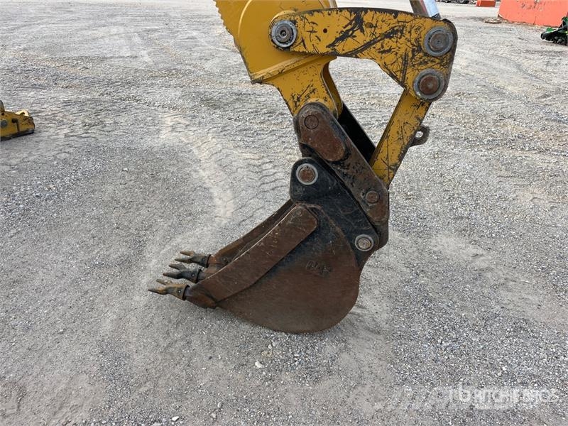 CAT 430 Retroescavadeiras