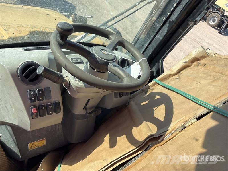 CAT 430F2IT 4x4 Backhoe Loader (Inoperable) TLB's