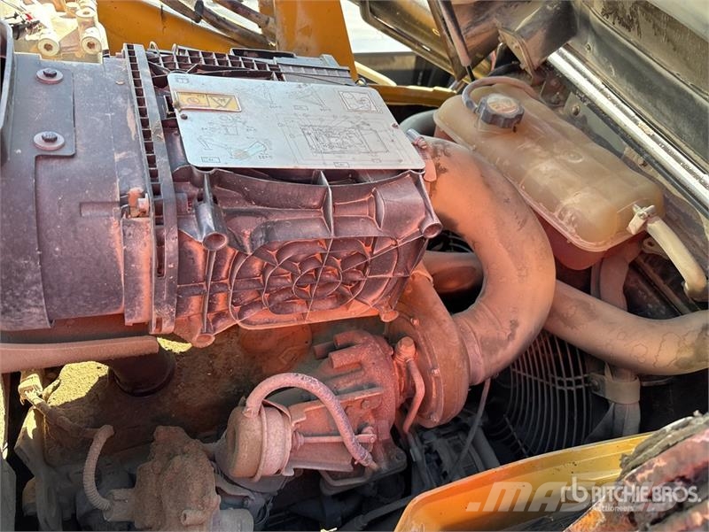 CAT 430F2IT 4x4 Backhoe Loader (Inoperable) TLB's
