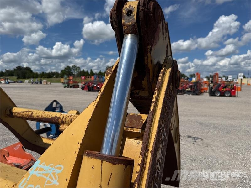 CAT 44 in Wheel Loader Grapple Gripere