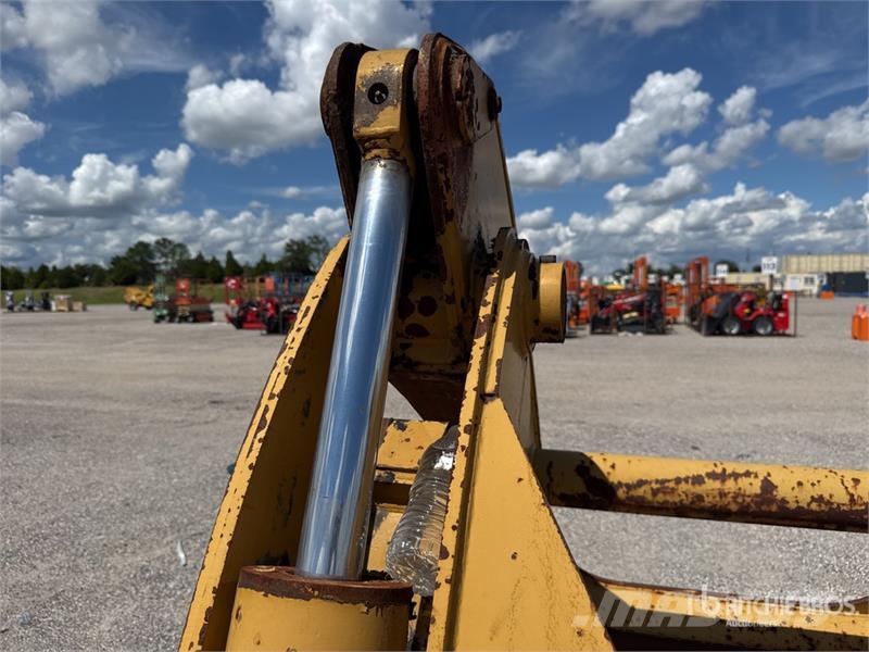 CAT 44 in Wheel Loader Grapple Gripere