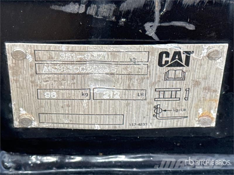 CAT 48 in Skid Steer Forks Δικράνες