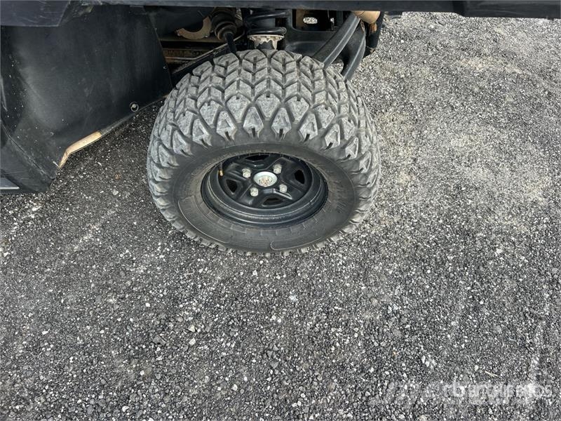 CAT 4x4 Utility Vehicle ماكينات منفعة عامة
