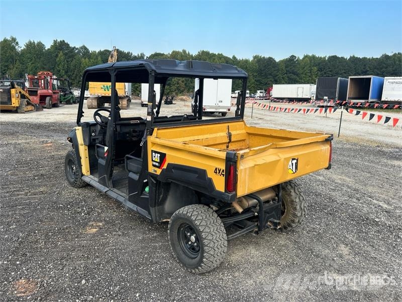 CAT 4x4 Utility Vehicle ماكينات منفعة عامة
