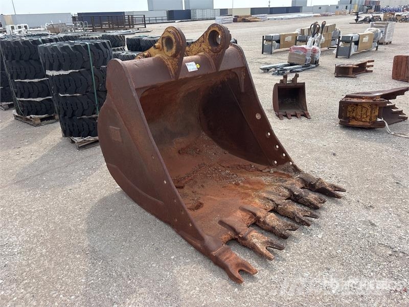 CAT 54 in Digging Excavator Bucket دلاء
