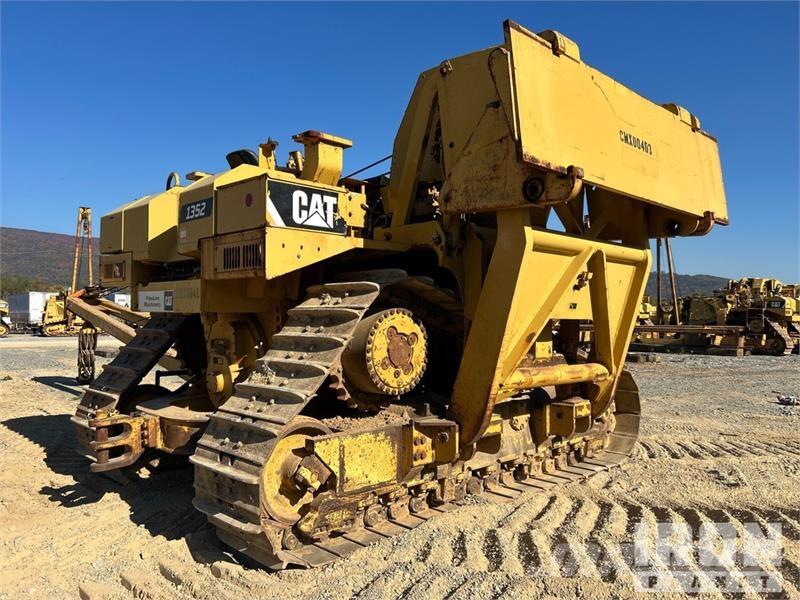 CAT 583T Csőfektető dózerek