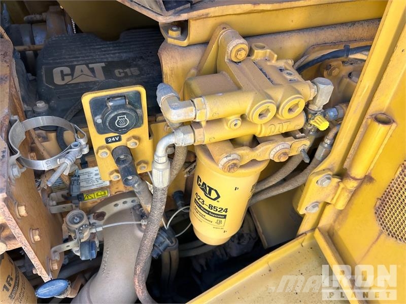CAT 583T Torupaigaldajad