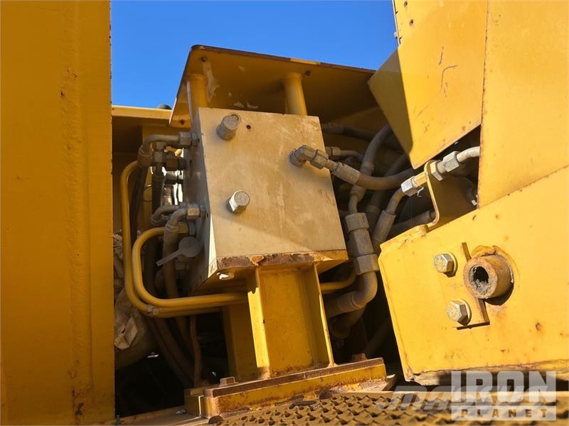 CAT 583T Трубоукладчики
