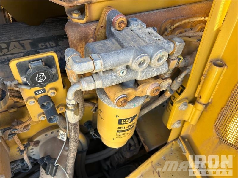 CAT 583T Трубоукладчики