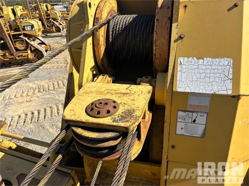 CAT 583T Bulldozers assentadores de tubos