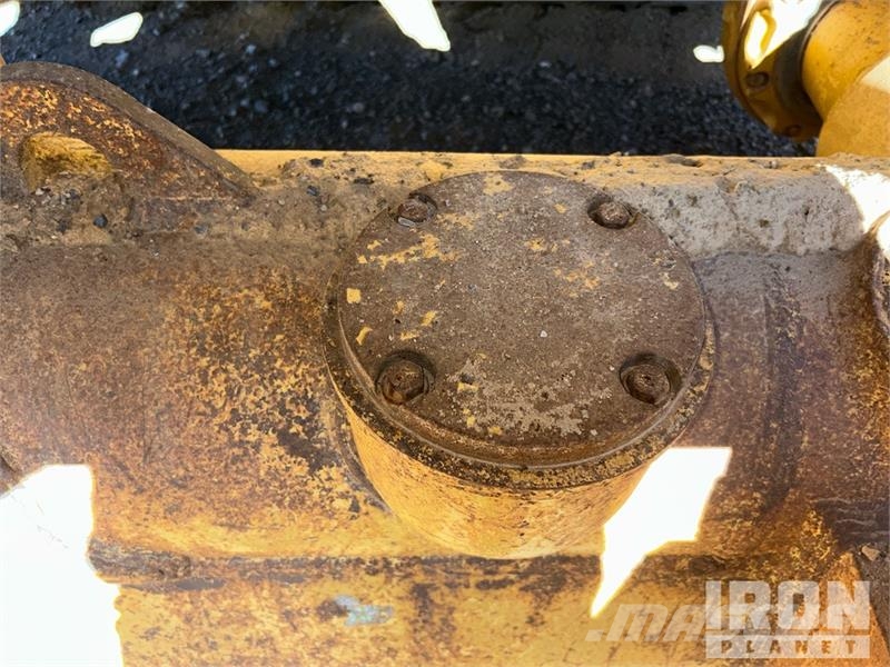 CAT 583T Трубоукладчики