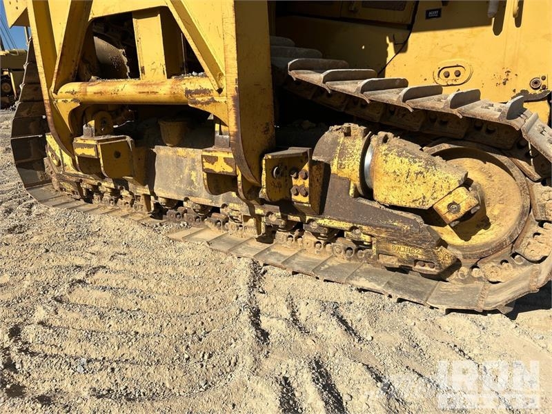 CAT 583T Csőfektető dózerek