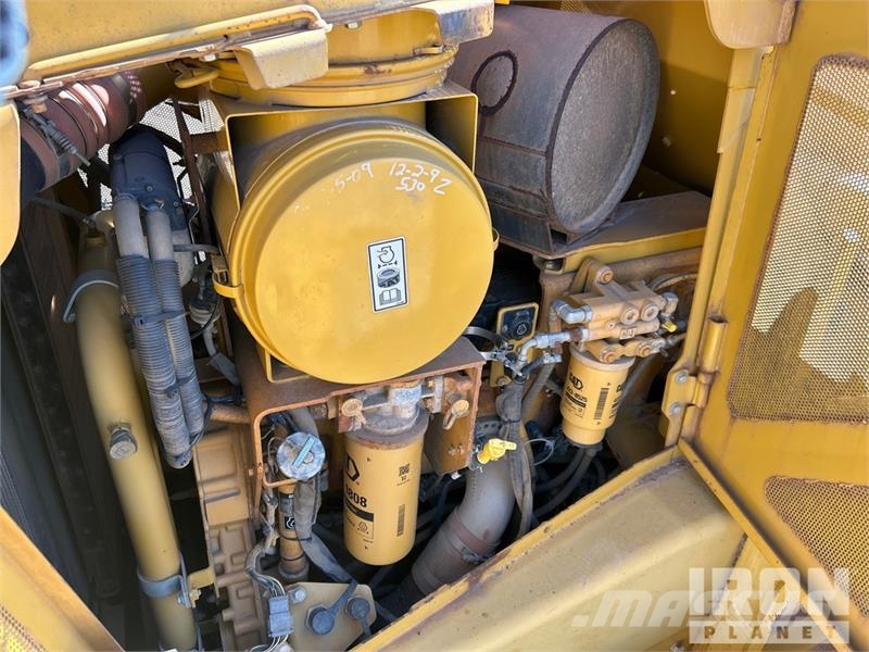 CAT 583T Bulldozers assentadores de tubos
