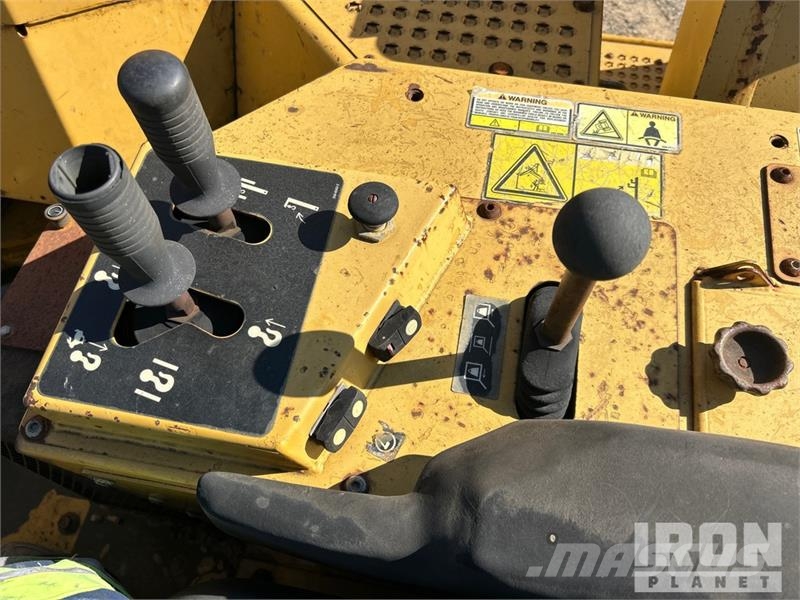 CAT 583T Bulldozers assentadores de tubos