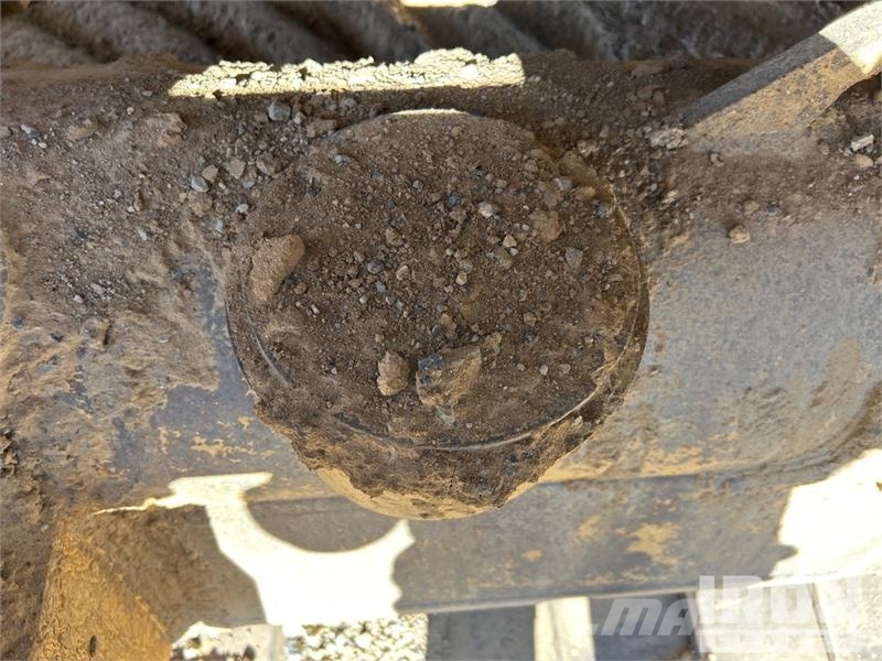 CAT 583T Csőfektető dózerek