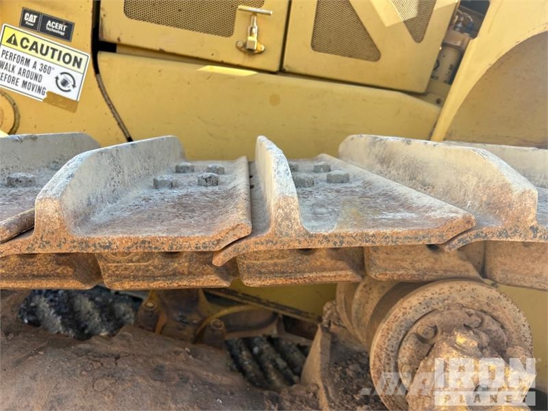 CAT 583T Bulldozers assentadores de tubos
