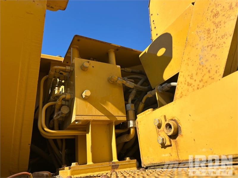 CAT 583T Bulldozers assentadores de tubos