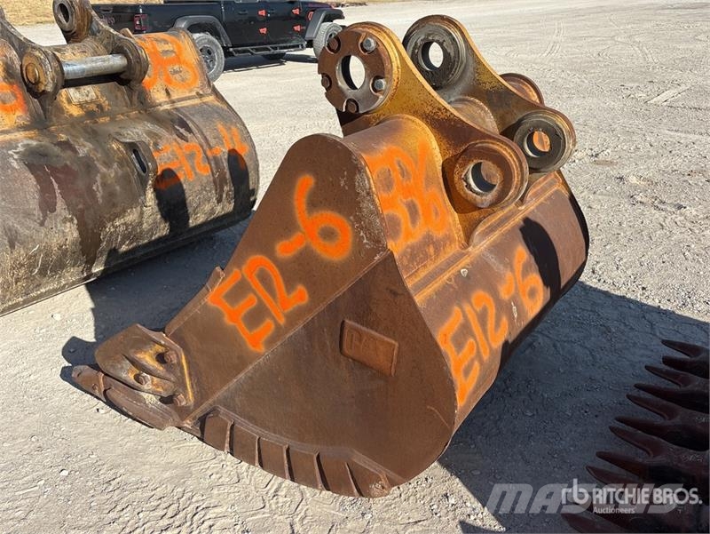 CAT 60 in Digging Excavator Bucket Kopad