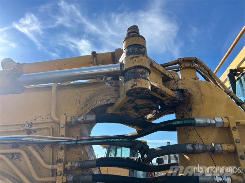 CAT 613C 4500 gal 4x4 Water Wagon 水車