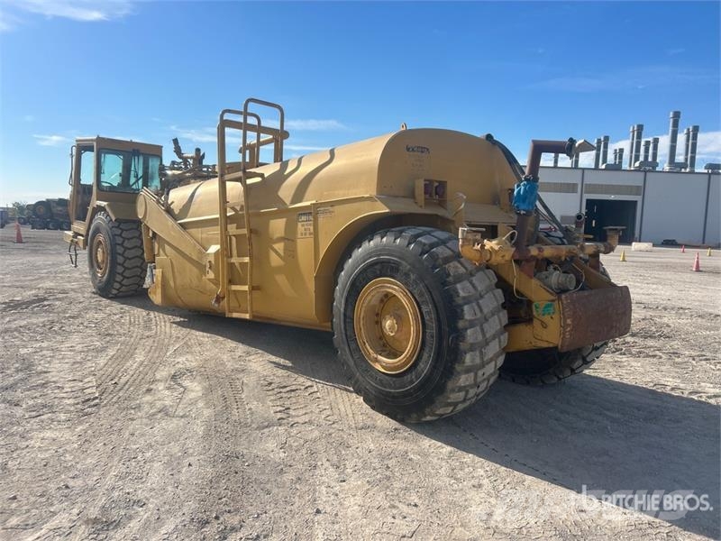 CAT 613C 4500 gal 4x4 Water Wagon 水車