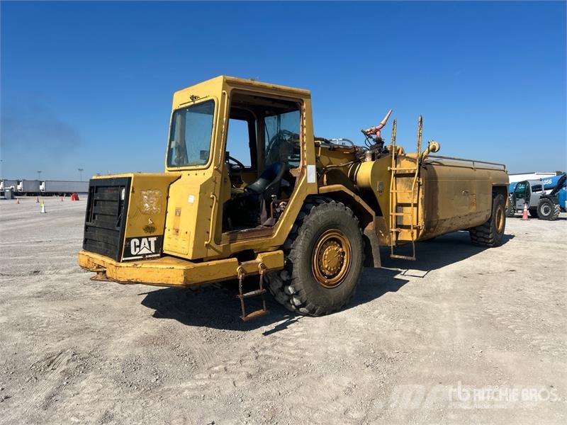 CAT 613C 5000 gal 4x4 Water Wagon Vanningsvogn for støvdemping