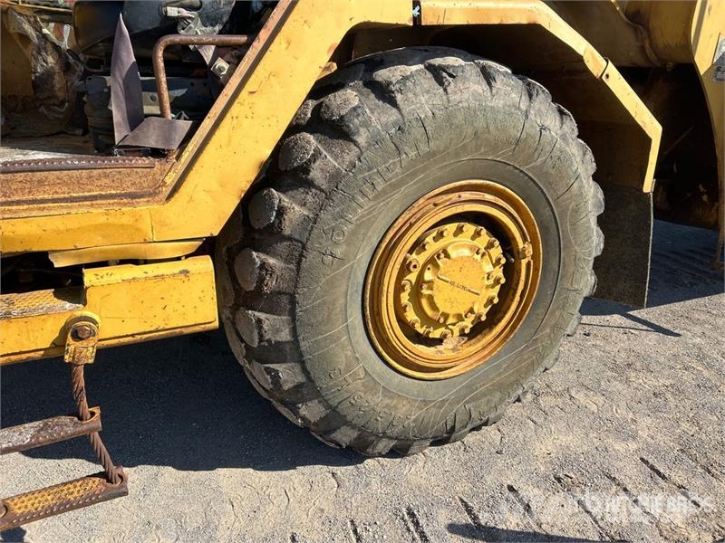 CAT 613C 5000 gal 4x4 Water Wagon Vanningsvogn for støvdemping