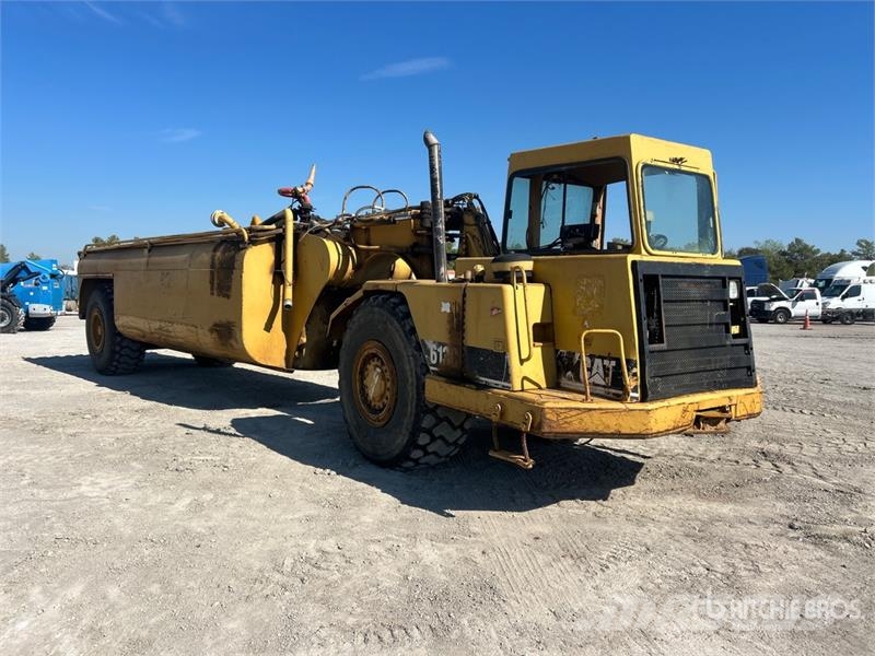 CAT 613C 5000 gal 4x4 Water Wagon Vanningsvogn for støvdemping