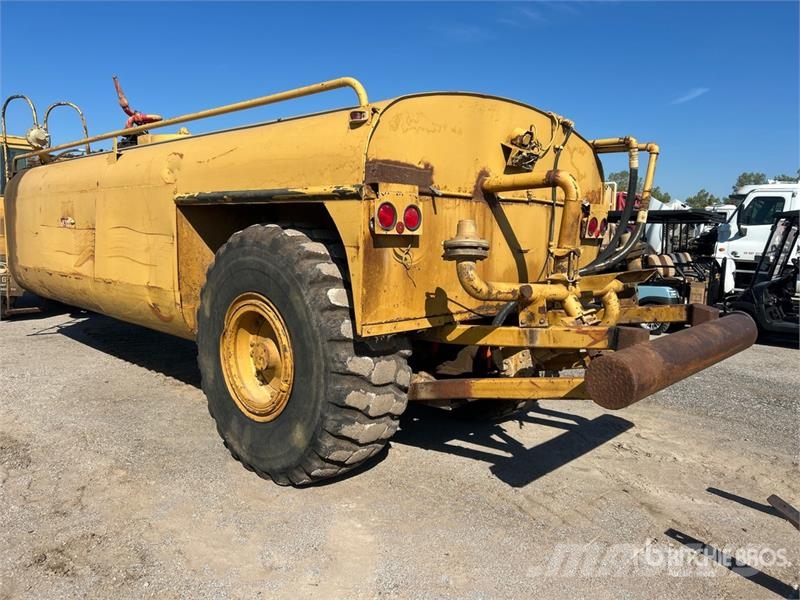 CAT 613C 5000 gal 4x4 Water Wagon Vanningsvogn for støvdemping
