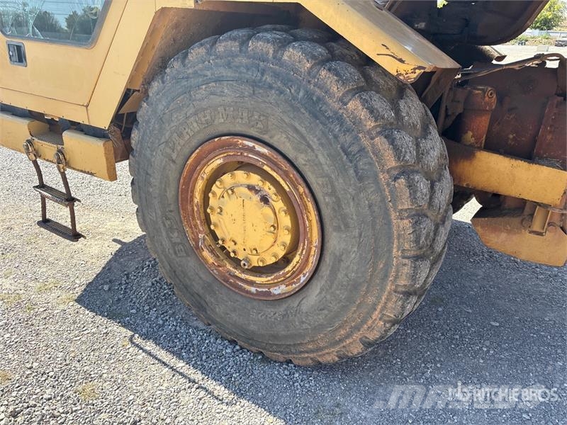 CAT 613C Motor Scraper كاشطات