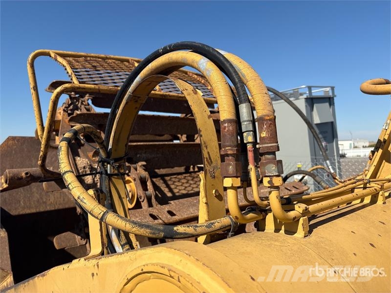 CAT 613C Motor Scraper كاشطات