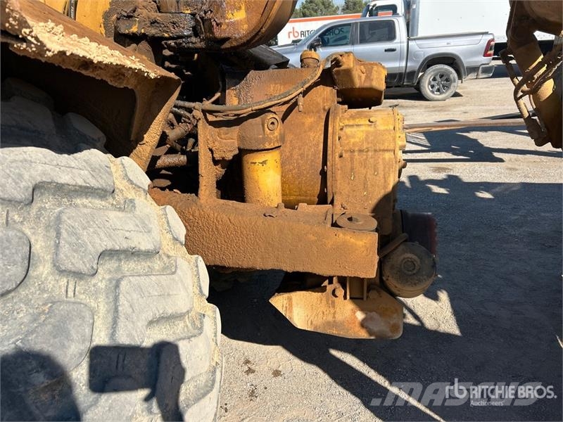 CAT 613C Motor Scraper Scrapers