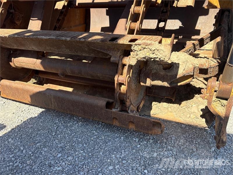 CAT 613C Motor Scraper كاشطات