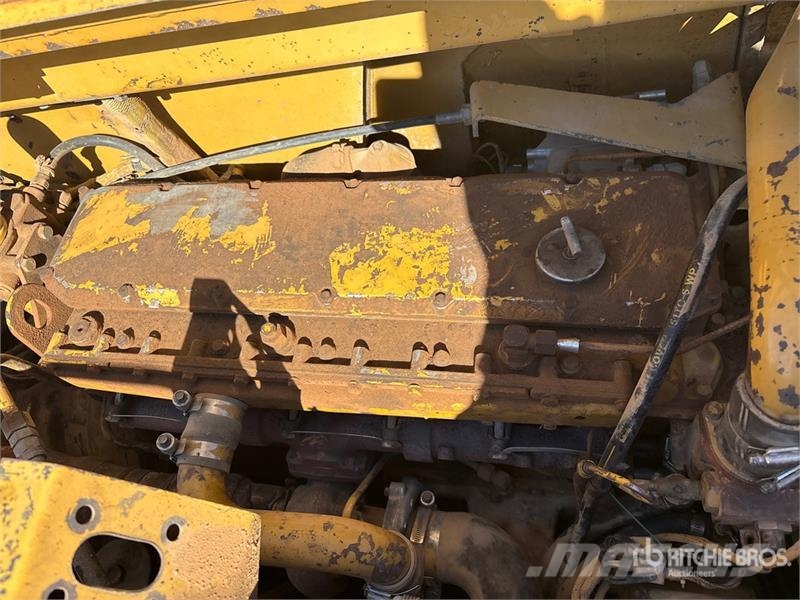CAT 613C Motor Scraper كاشطات