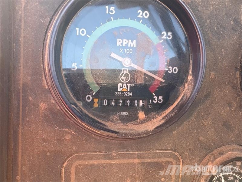 CAT 613C Motor Scraper كاشطات