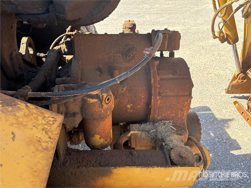 CAT 613C Motor Scraper كاشطات