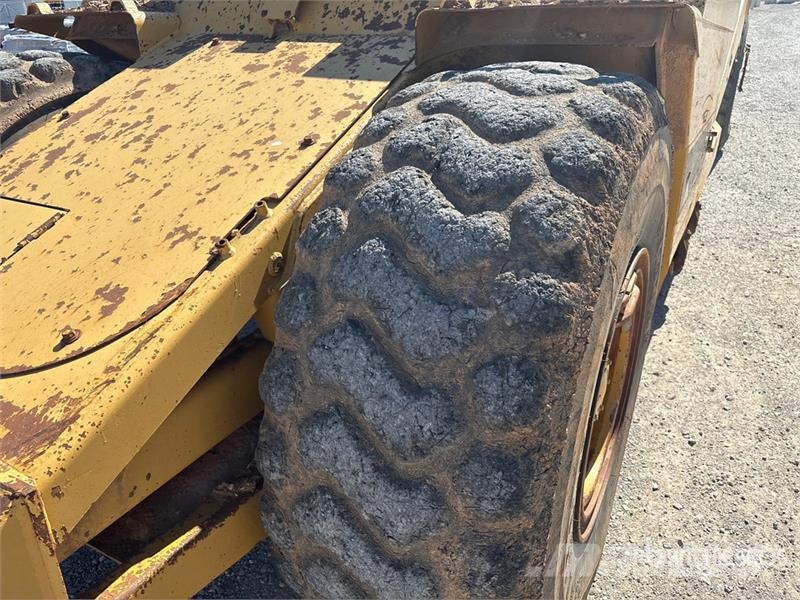 CAT 613C Motor Scraper كاشطات
